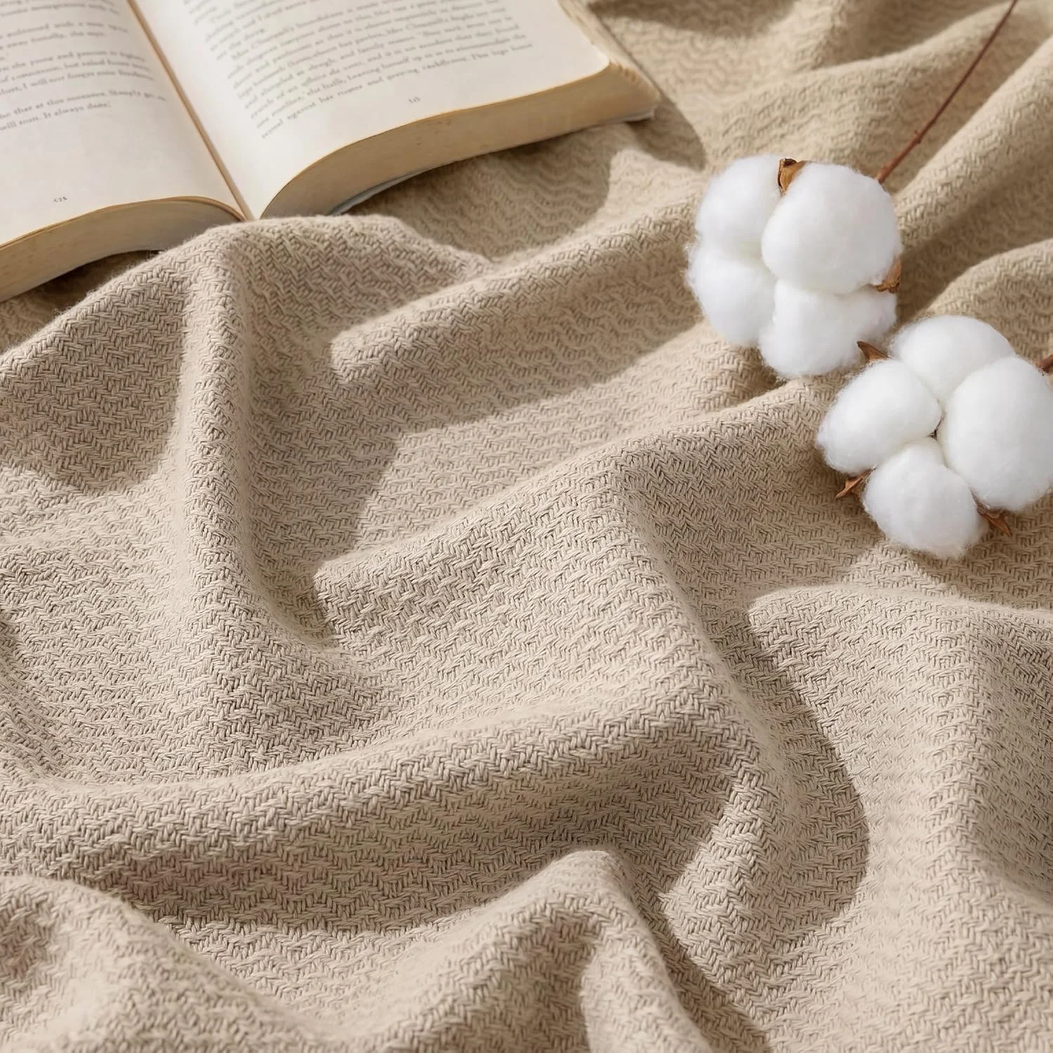 Bedsure 100% Cotton Blanket, Herringbone Weave, Queen Size, Linen Beige - Image 4